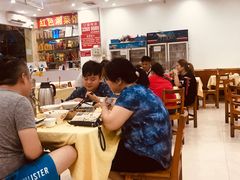 大堂-红色湘菜馆(春风店)