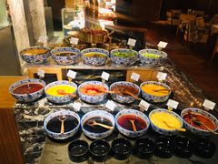 自助调料区-南通滨江洲际酒店-西集自助餐厅