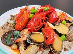 -小红鲸·海鲜餐厅(轸大路店)
