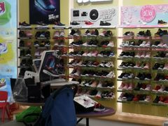 -DR·KONG江博士健康鞋(领展中心城店)