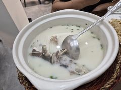 -紫藤园·天目湖大鱼头(南山竹海店)