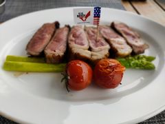 -MONICH牛排融合餐厅(和义大道购物中心店)