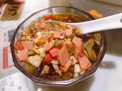 -渝信川菜 · 川味家常菜(财富购物中心店)