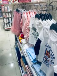 -爱婴室(上海齐河路店)