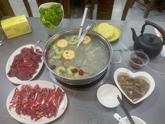 -官塘陈记鱼生·潮汕砂锅粥·牛肉火锅(潮枫路总店)