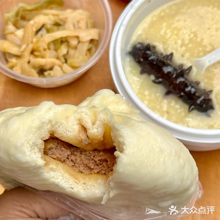 大连豪华版午餐！本地人最爱的大包子！