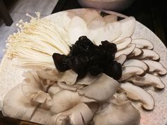 -唇辣号重庆老火锅(亦庄店)