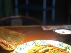 -楼兰新疆主题餐厅(坂田佳华领汇广场店)