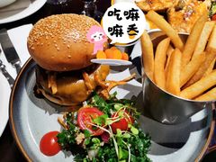 传统牛肉汉堡-bluefrog蓝蛙(悠唐购物中心店)