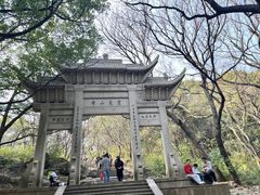 -灵岩山风景区
