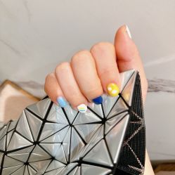 -悦指间美甲美睫