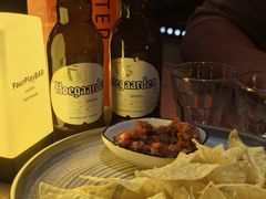 -FOUR PLAY BAR