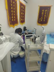 -蕾特恩专业祛痘·皮肤管理