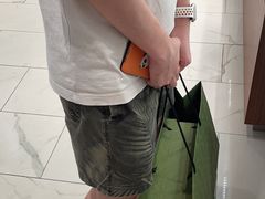 -Gucci(青岛海信广场店)