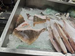 -明记烧鱼美味店