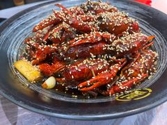 -肥肥虾庄·金牌油焖大虾(汉口城市广场店)