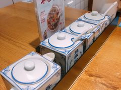 -鑫花溪牛肉米粉(人民广场店)