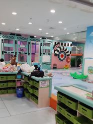 -孩子王童乐园(唐山万达广场店)