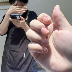 -甲·铺轻奢美甲美睫