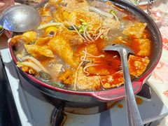 -威记烧嘢·南宁烧烤·超级生牛(绿地店)