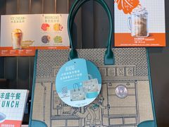 -星巴克(东莞莞城万科中心店)