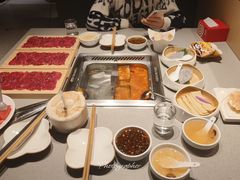 -海底捞火锅鲜切牛肉主题店(长寿路店)