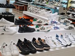 -云柏鞋业(十里堡店)