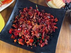 -隔壁老王·家常云南菜(花巷店)