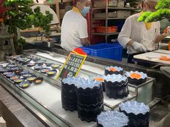 -金马门国际美食百汇(珞喻路店)