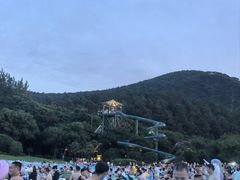 -汤山欢乐水世界