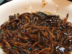 响油鳝丝-侬佳蒸菜馆(听潮店)