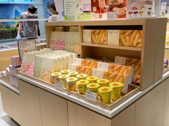 面包甜点陈列柜-奈雪的茶(中华广场店)