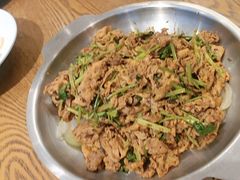 -赶海部落海鲜城(海阳路店)