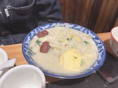 -果松木炭酸菜铜火锅·外婆参鸡汤