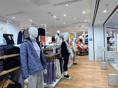 -优衣库(上海虹口龙之梦店)