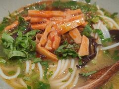 -百春原湖南牛肉粉(百联世纪店)