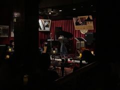 -东岸Cafe 爵士俱乐部