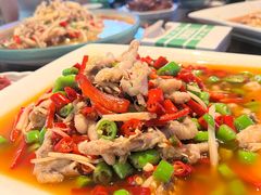 -三叔特色自贡菜(中海国际店)
