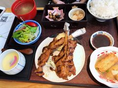 火炙日式羊小排定食-味太助·银饭食堂(中华城店)