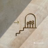 與光影相生，與時間相隨，安於一隅，在靜謐中追尋詩意。