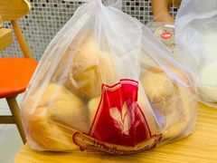 -白玉兰食品甜凤店(合生汇店)