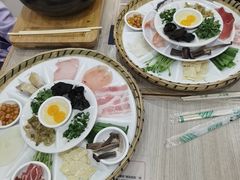 -花馬肆.云南过桥米线(汉神购物广场现场熬汤店)