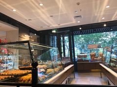 面包甜点陈列柜-巴黎贝甜(望京信万店)