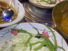 -洞密园美食城(富华路店)