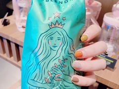 -星巴克(杭州湖滨银泰E区店)