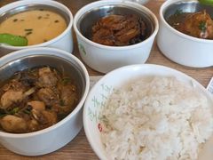 -老乡鸡(亳州路天庆大厦店)