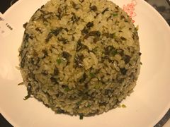 酸菜炒饭-蛙蛙叫干锅年代(簋街总店)