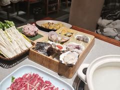 -四点金粥底火锅(沂州里店)