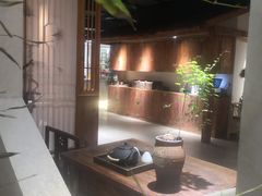 -汉水缘鲜鱼庄(黄雁村店)