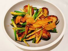 姜葱炒原只鲍鱼-陶陶居酒家(第十甫路总店)